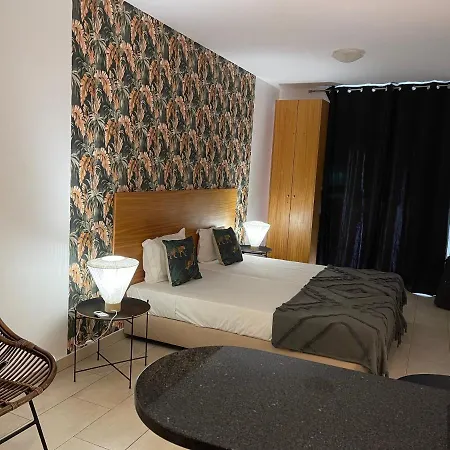 Lägenhetshotell Esmeralda Holidays 3*