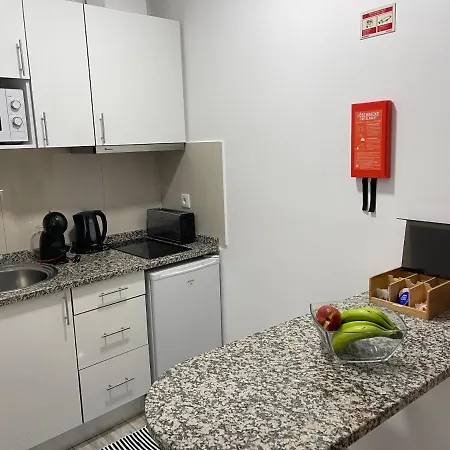 Esmeralda Holidays 4* フンシャル