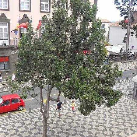 Esmeralda Holidays アパートホテル