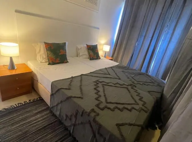 Esmeralda Holidays Lägenhetshotell Funchal (Madeira)