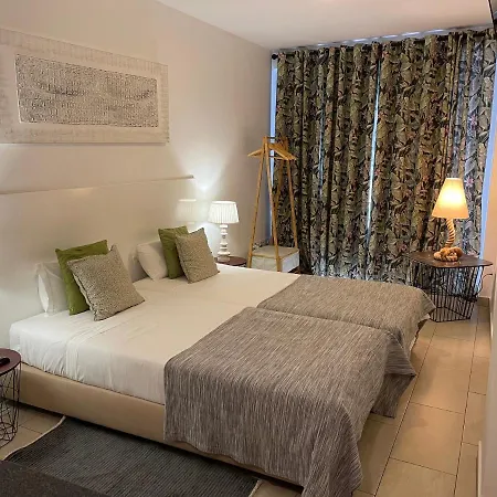 Apartahotel Esmeralda Holidays Funchal (Madeira)