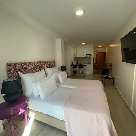 Apartahotel Esmeralda Holidays