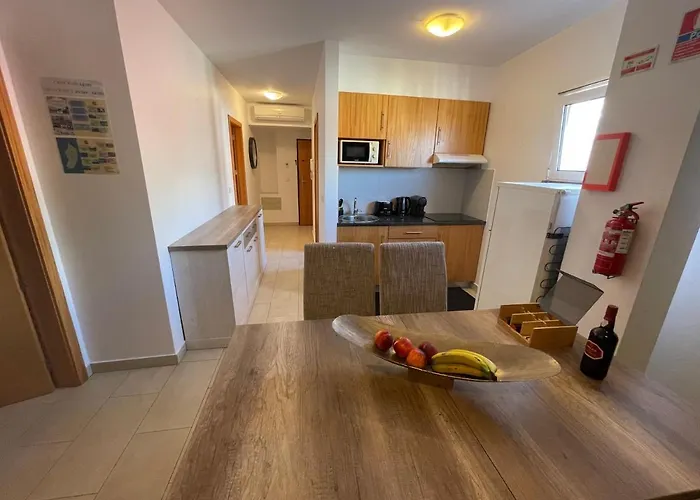 Esmeralda Holidays Aparthotel