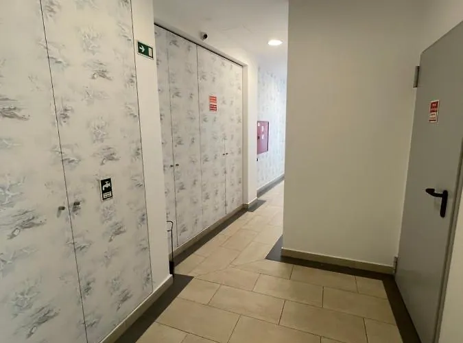 Aparthotel Esmeralda Holidays