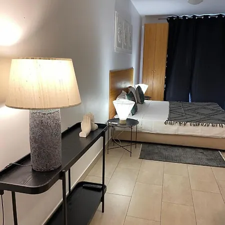Esmeralda Holidays Ξενοδοχείο με διαμερίσματα Φουνκάλ
