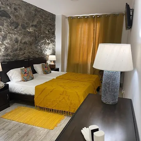 Esmeralda Holidays * Φουνκάλ