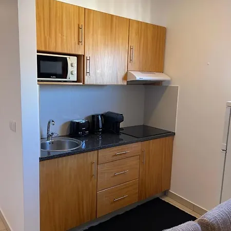 Esmeralda Holidays 아파트호텔