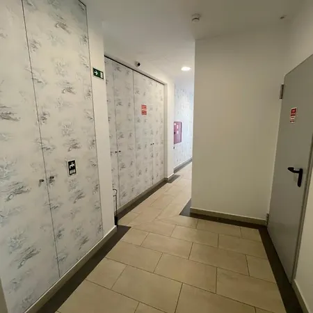 아파트호텔 Esmeralda Holidays